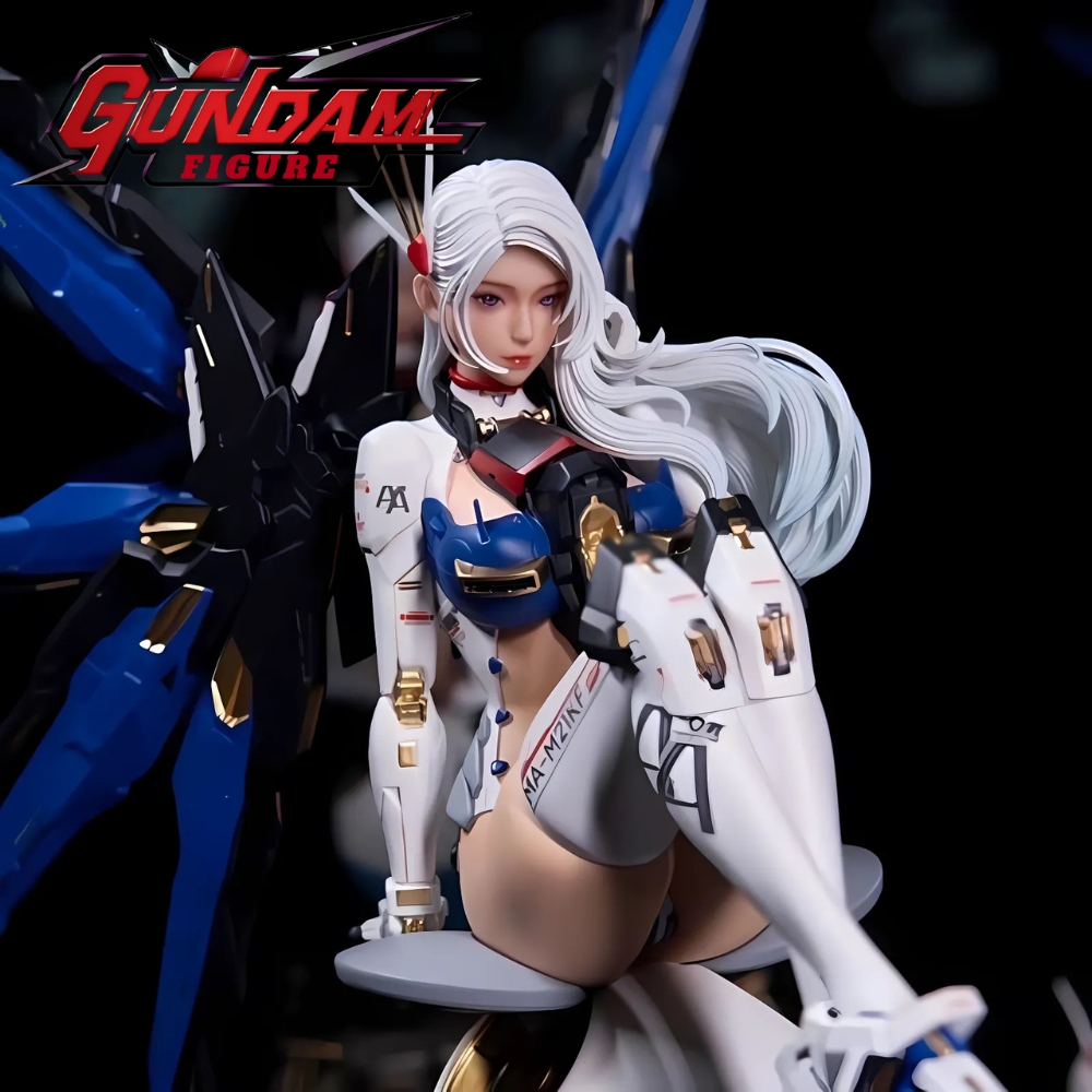4 - Gundam Figure
