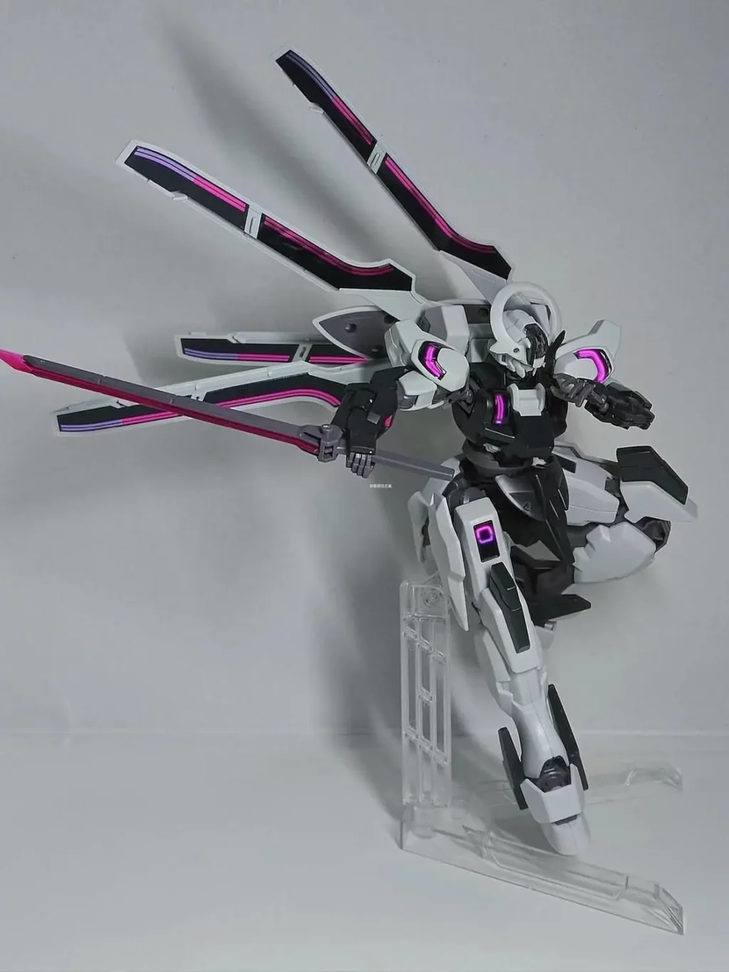 kf S89d21c20125e4571975003418eb4cee1G - Gundam Figure